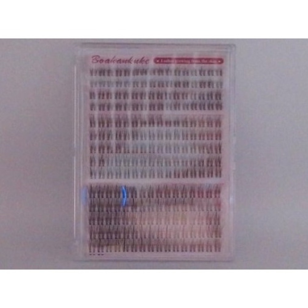 Boahankuke - Cluster Lash Set, BRAND NEW WITH PACKAGE